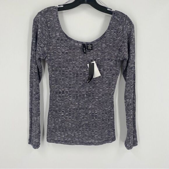 Ultra Flirt Women’s Scoop neck and Back Ribbed Knit Long Sleeve Top size M - Picture 1 of 3